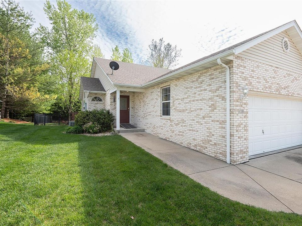 2nd image of 158 Rolling Oaks Dr