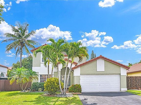 2nd image of 5550 NW 51st Avenue