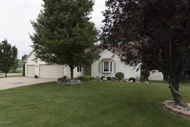 1st image of 3902 Westside Dr