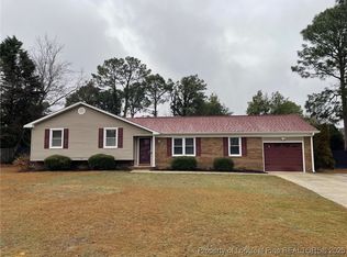 5920 Bishopgate Pl, Fayetteville, NC 28304