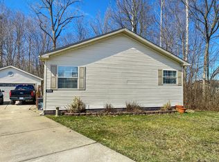 8306 Thetford Ln, Willis, MI 48191