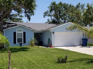 130 Sun Harbor St, Rockport, TX 78382