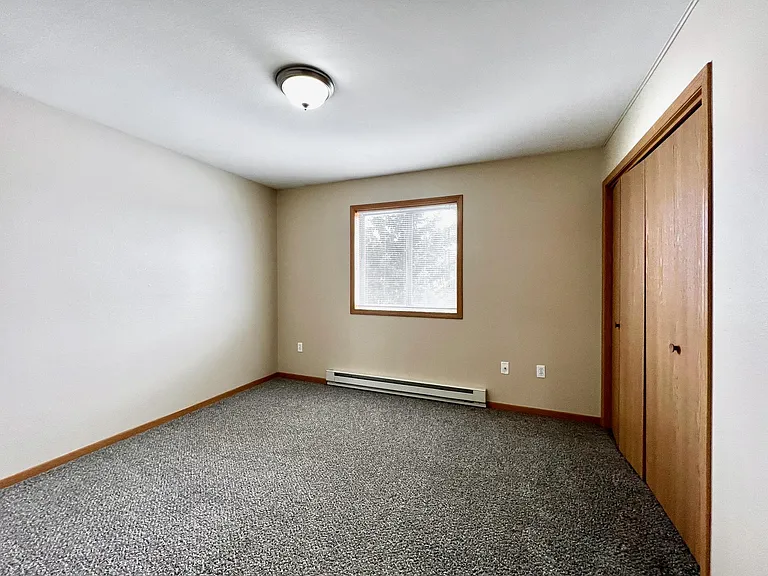 1609 Aspen Dr NE — Photo 6