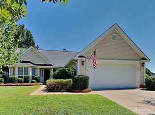 112 Old Barn Ct, Lexington, SC 29072