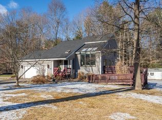 53 Drew Woods Dr, Derry, NH 03038
