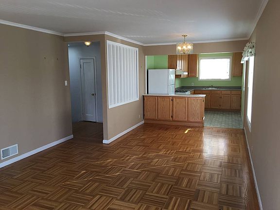 3rd image of 2594 47th Ave
