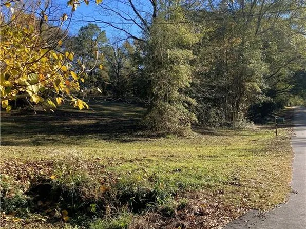 82060 Green Hills Dr, Covington, LA 70435