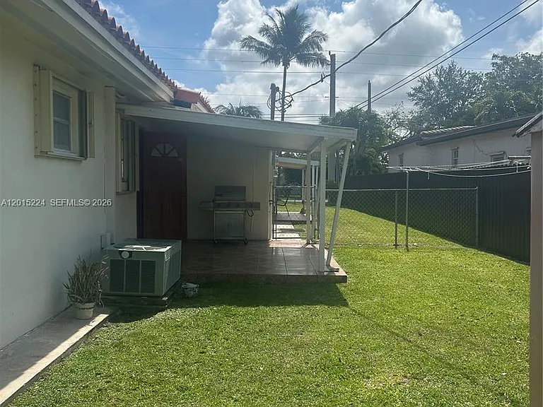 6510 SW 20th St #6510 — Photo 11