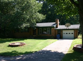 18464 168th Ave, Spring Lake, MI 49456