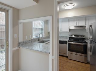 519 Wade Ave APT 11, Raleigh, NC 27605