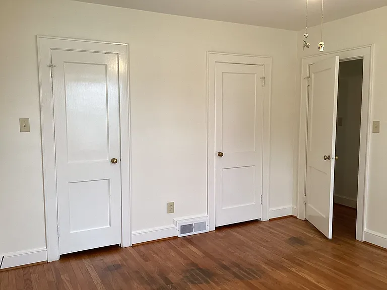 225 N Grant St — Photo 26