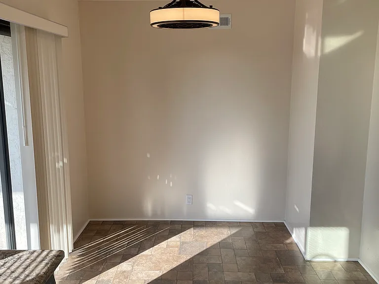 530 Lowewood Pl — Photo 9