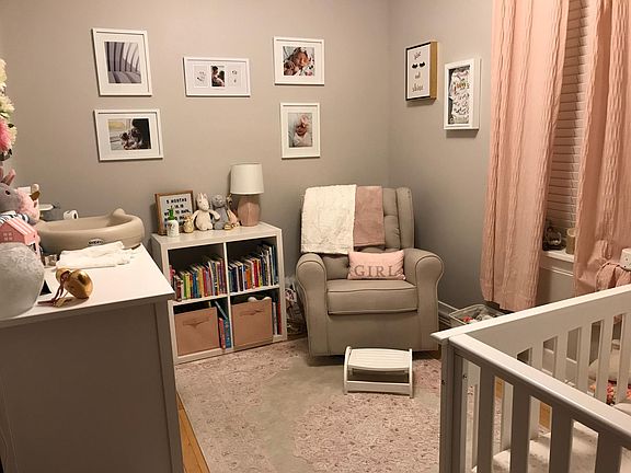 5th image of 2211 W Giddings St #1