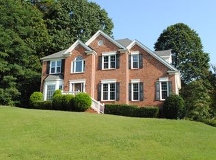 5400 Pigeon Cove Dr, Greensboro, NC 27410