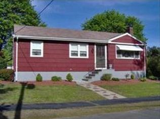8 Summer Dr, Saugus, MA 01906
