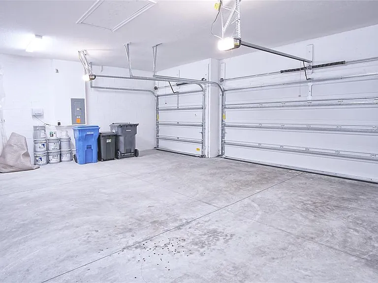 11619 Iris Spring Ct — Photo 30