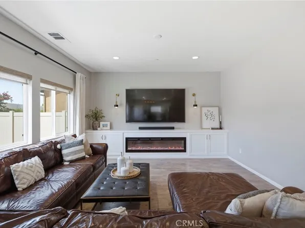 32593 Cumulus Ln, Winchester, CA 92596