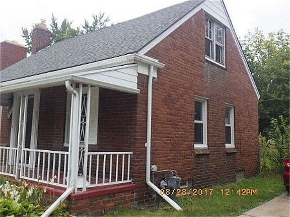 2nd image of 19705 Yonka St