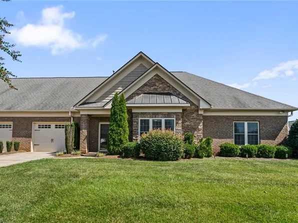 4318 Rockledge Ln, Thomasville, NC 27360