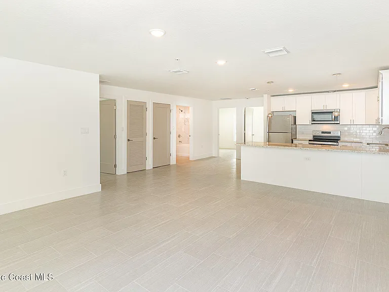 1635 Par St NE #2202 — Photo 9