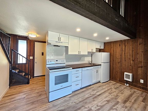 5th image of 2918 E South Riverton Ave APT 15