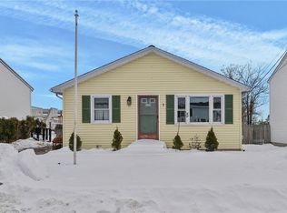 57 Whirlaway Pl, Pawtucket, RI 02861