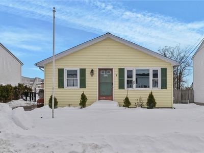 57 Whirlaway Pl, Pawtucket, RI, 02861