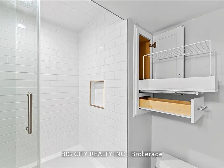 18 Wexford Blvd #2 — Photo 10