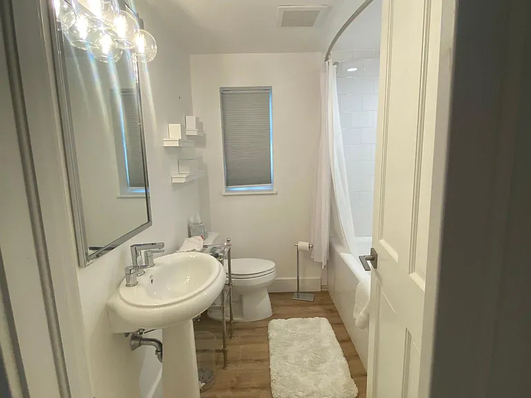 910 W Hallam St #1 — Photo 19