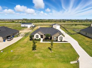 12812 Cold Spring Ln, Ponder, TX 76259