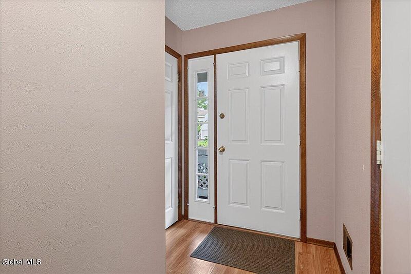3rd image of 112 Stoney Creek Drive