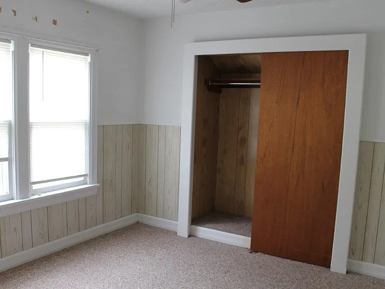 471 Elm Ave — Photo 9