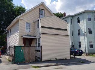 32 Washburn St, Worcester, MA 01610