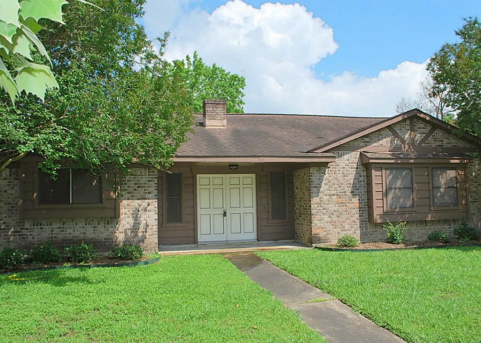 1st image of 10607 Huntington Dale Dr