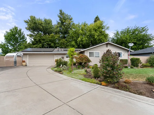 95 Donna Way, Central Pt, OR 97502