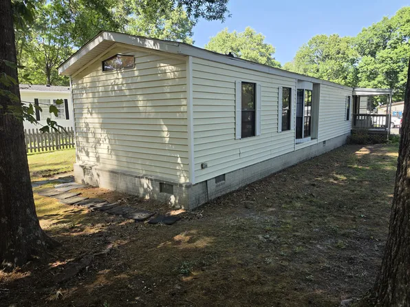 2013 Swift Bluff Dr, South Chesterfield, VA 23834