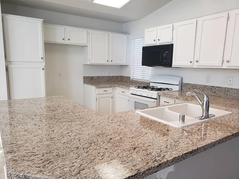 706 Timberleaf Dr — Photo 13
