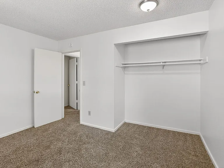 13130 SE Powell Blvd — Photo 17