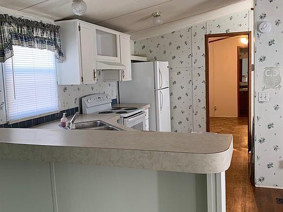 5th image of 1203 Pampas Ln
