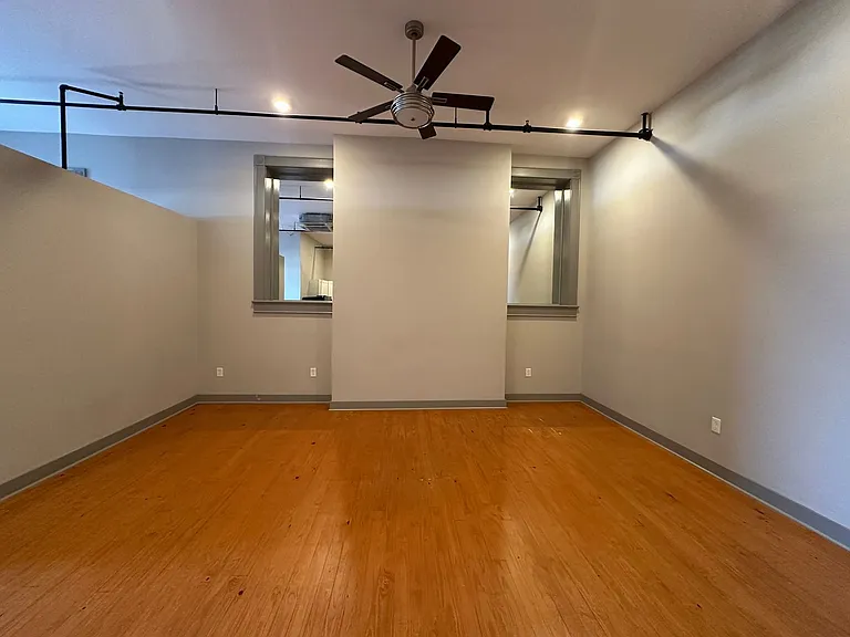 614 Poplar St — Photo 14