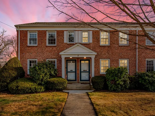 8 Pleasant Street #B, West Hartford, CT 06107
