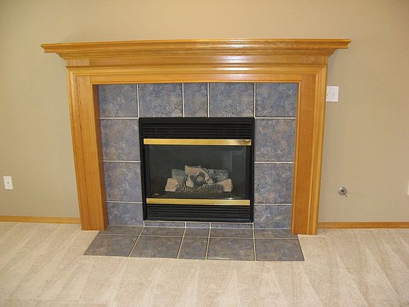 Family room gas fireplace
