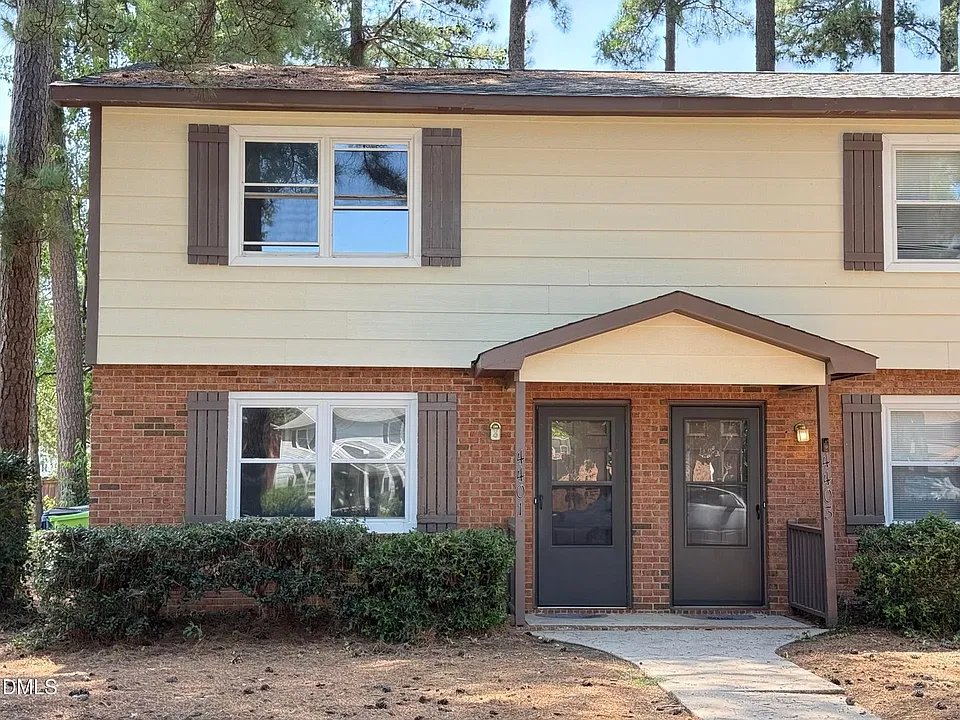 4401 Bleeker Ct
