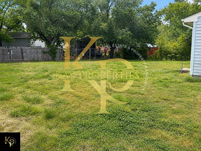 3013 Wedgedale Ave — Photo 13