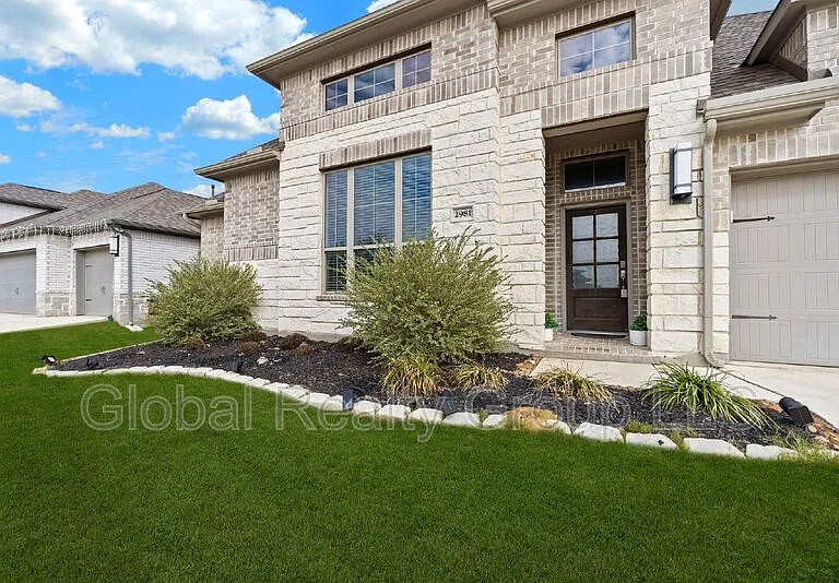 2981 Grove Way — Photo 4