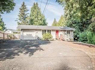 7678 Lees Dr NE, Poulsbo, WA 98370
