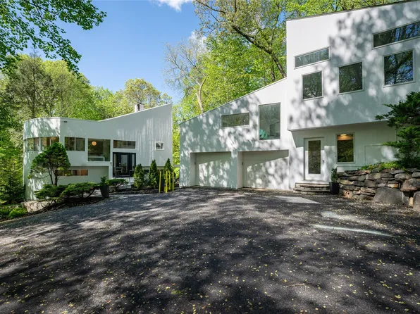 31 Winterbottom Lane, Pound Ridge, NY 10576