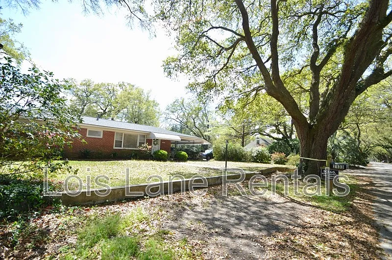 2133 Wappoo Dr