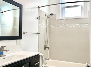 722 Oak St #A, Oakland, CA 94607