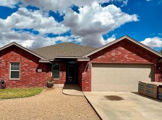 3313 Northglen Dr, Clovis, NM 88101